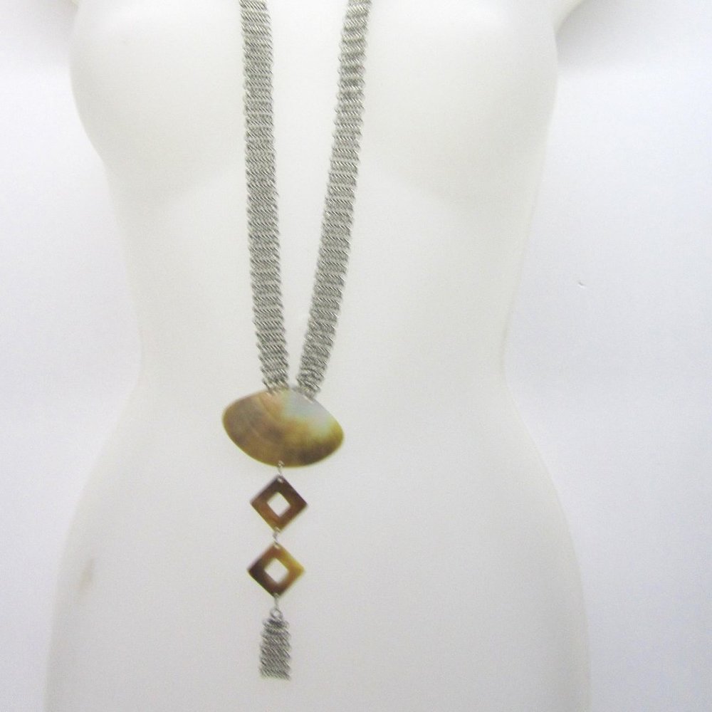 Ferrara Whiting and Davis Ring Mesh and Black Lip Shell Necklace